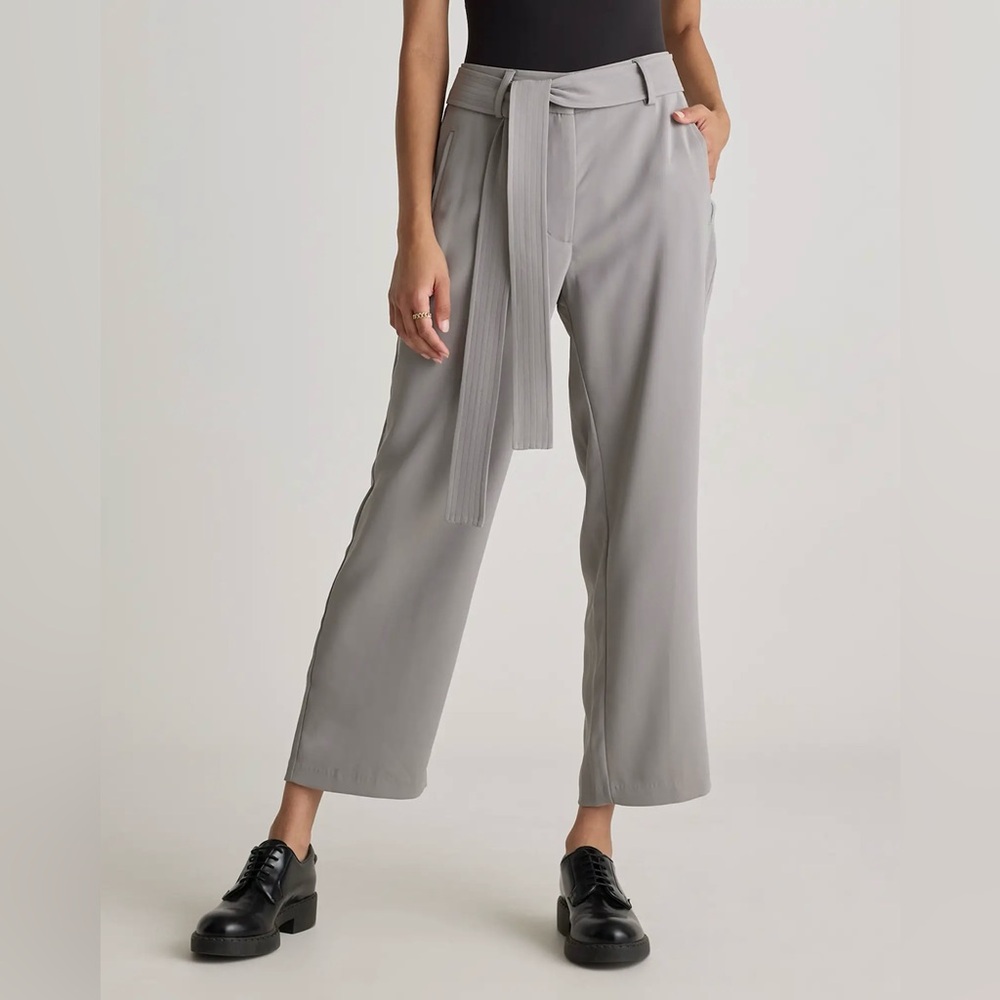 QUINCE Stretch Crepe Paperbag Pants Size 2 Gray Straight Leg Preppy Minimalist